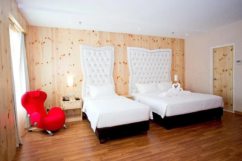 Vouk Hotel Suites, Penang George Town