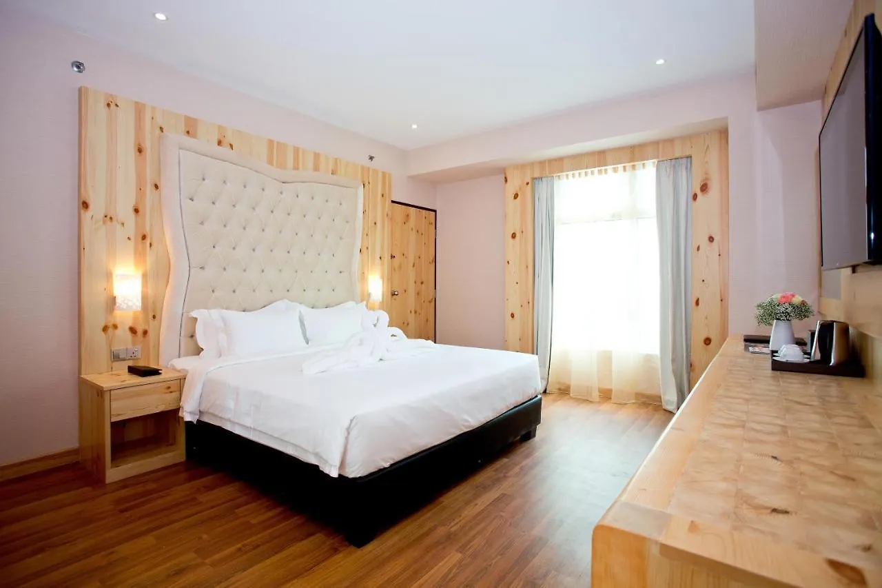 Vouk Hotel Suites, Penang George Town